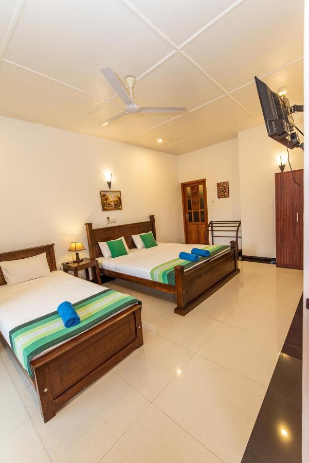 Hotel Avon 3*